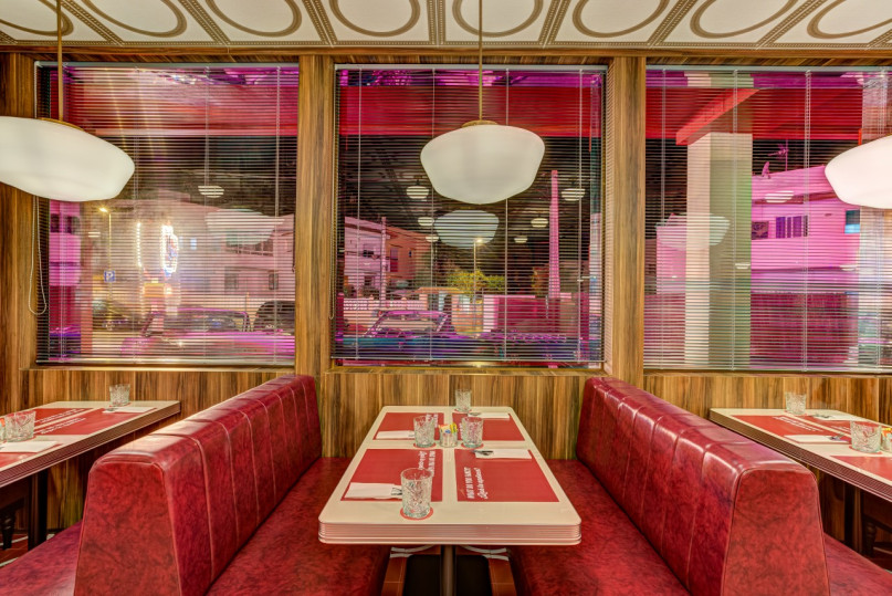 plush74 lokales spanien ibiza fotofilm produktion hotel amrican diner00007 (1)