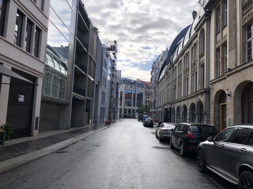 felpa74 ubicación calles berlín 18