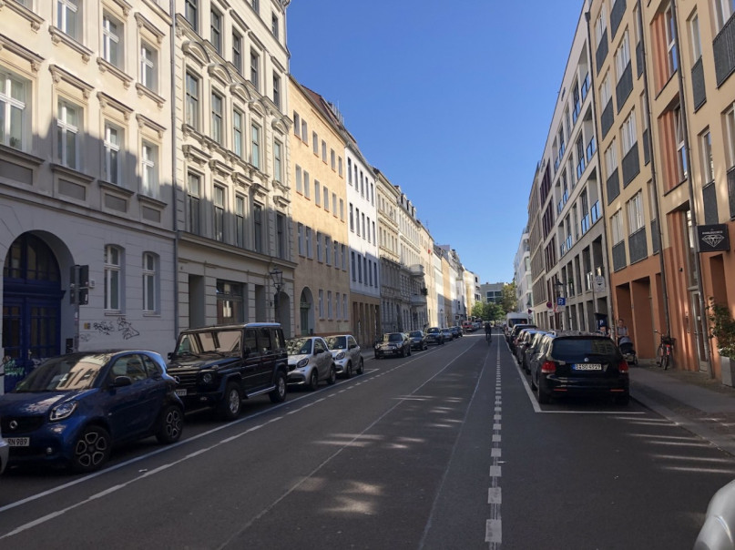 felpa74 ubicación calles berlín 8