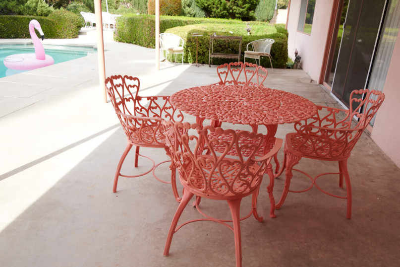 plush74 location california design vintage furniture pink palace shoot film photo fashion car scouting19