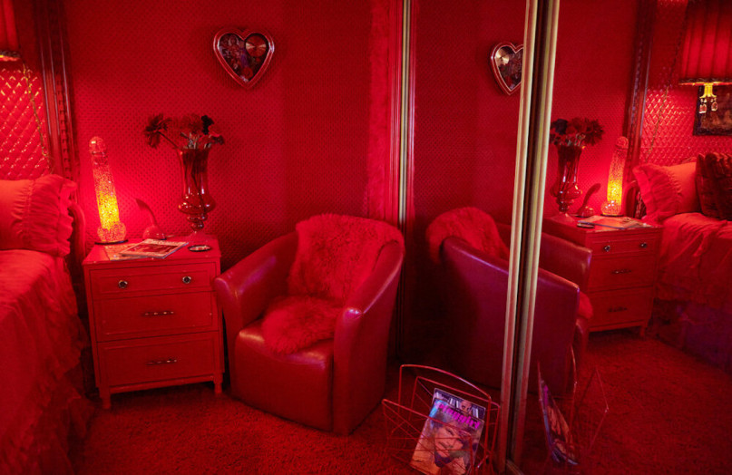 plush74 location california design vintage furniture pink palace shoot film photo fashion car scouting29