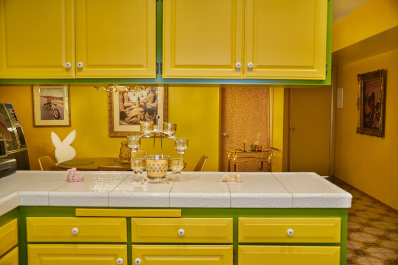 plush74 location california design vintage furniture pink palace shoot film photo fashion car scouting7