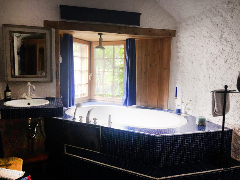 plush74 location film photo alvaneu switzerland historical farm house 30