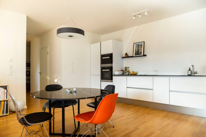 plush74 location photo film berlin event location berlin apartment wood1