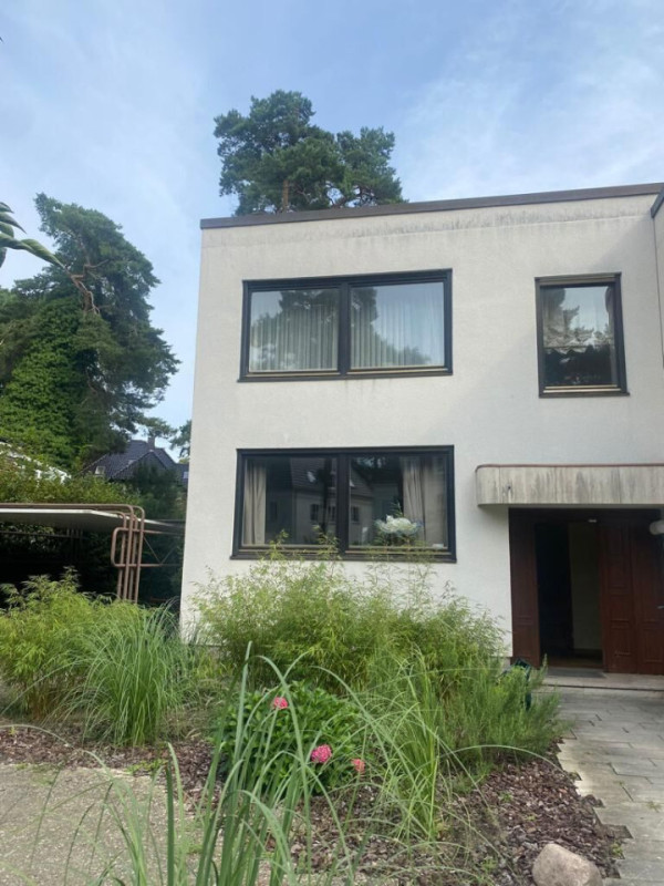 plush74 location photo film berlin germany villa 14