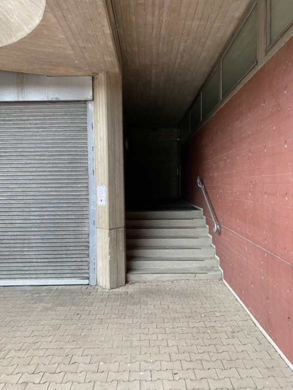 plush74 location foto film event berlin deutschland brutalismus 24