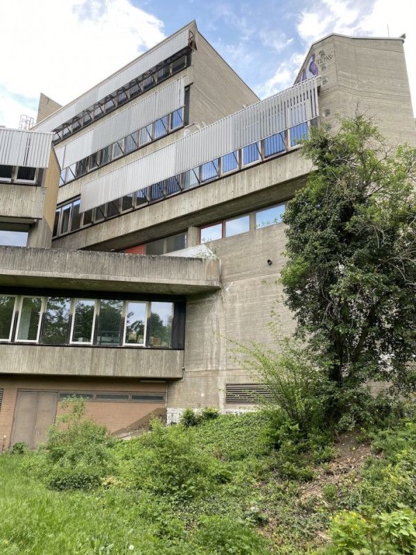 plush74 location foto film event berlin deutschland brutalismus 33