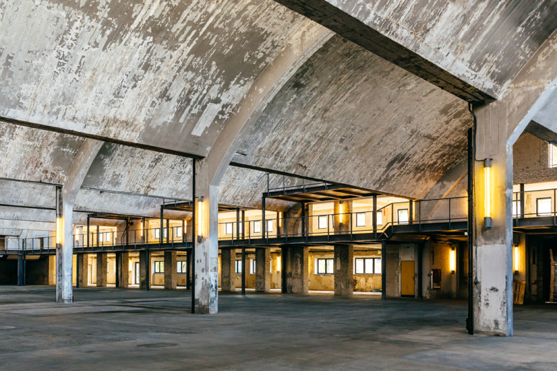 plush74 location photo film event berlin germany industrial 15 (2)