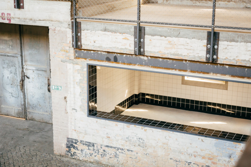 plush74 location photo film event berlin germany industrial 18 (2)