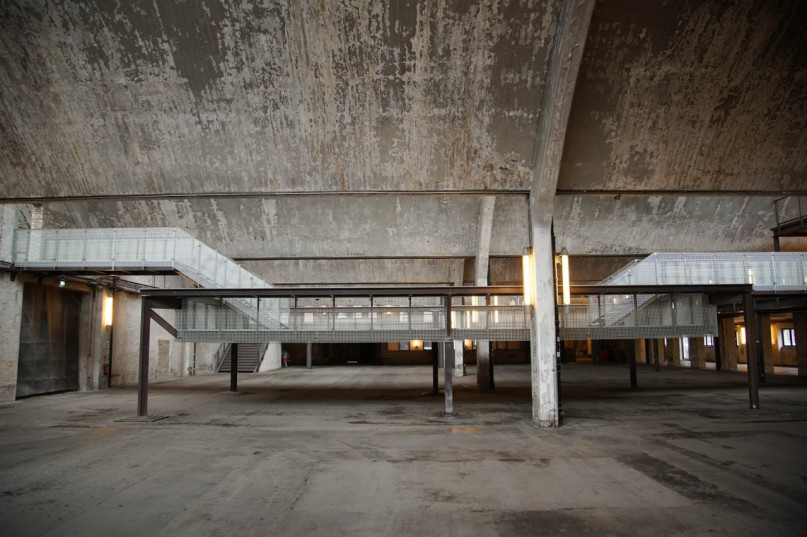 plush74 location photo film event berlin germany industrial 19 (2)