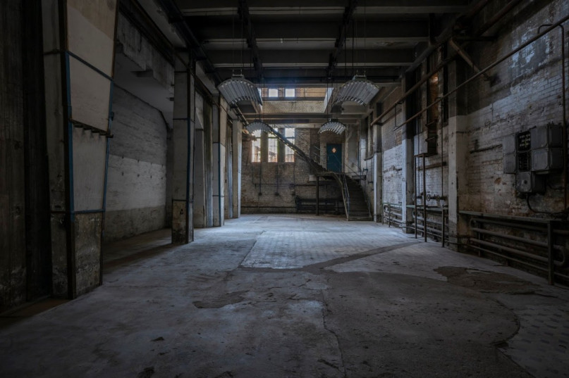 plush74 location photo film event berlin germany industrial 23 (1)