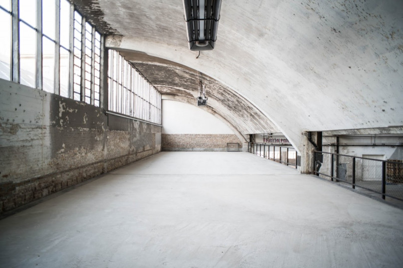 plush74 location photo film event berlin germany industrial 4 (3)