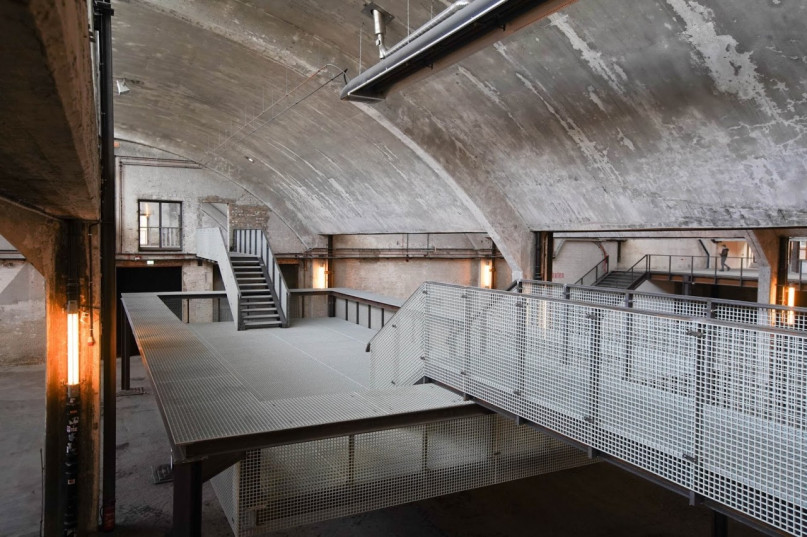 plush74 location photo film event berlin germany industrial 7 (3)