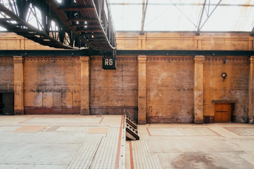 plush74 location photo film event berlin germany industrial 9 (1)