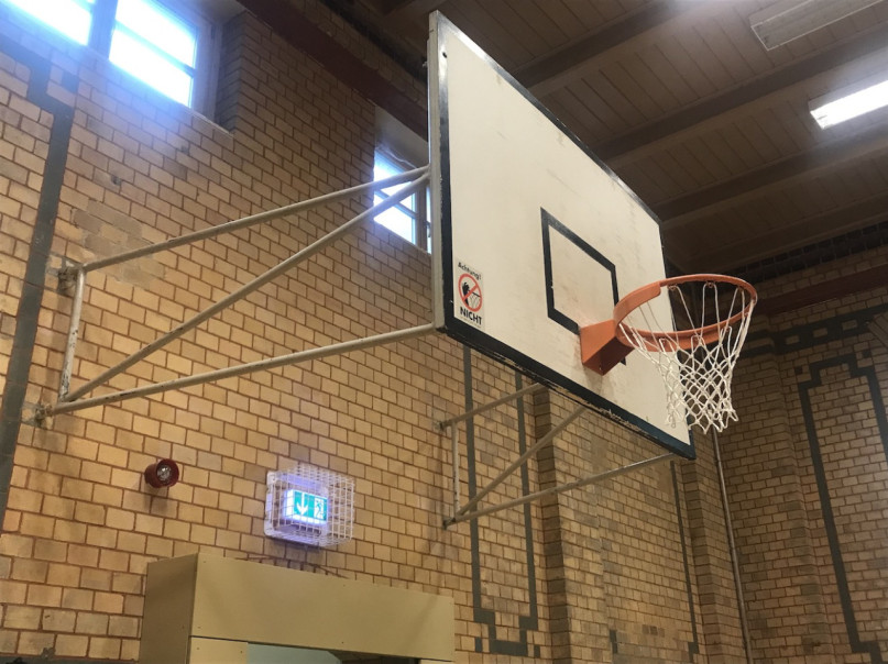 peluche74 lugar foto película evento alemania berlin deportes gimnasio interior vintage 15