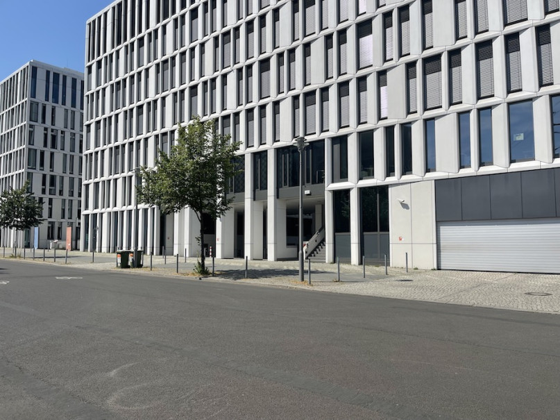 pluche74 locatie foto film evenement locatie scouting berlijn centrum straten33