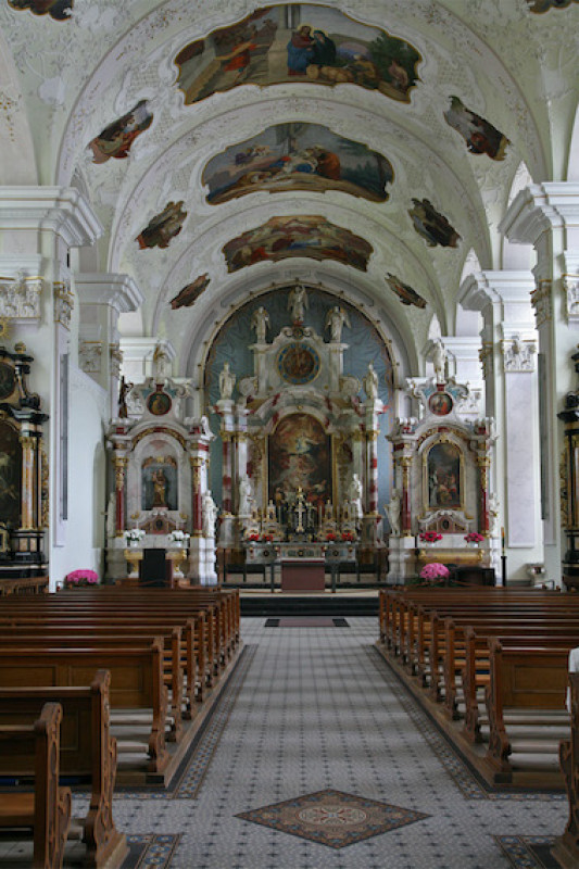 plush74 location photo film event location scouting switzerland church3