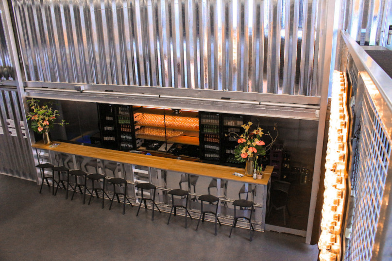 felpa74 ubicación foto película evento alquiler alemania berlín contenedor caja acero sala de exposiciones 31