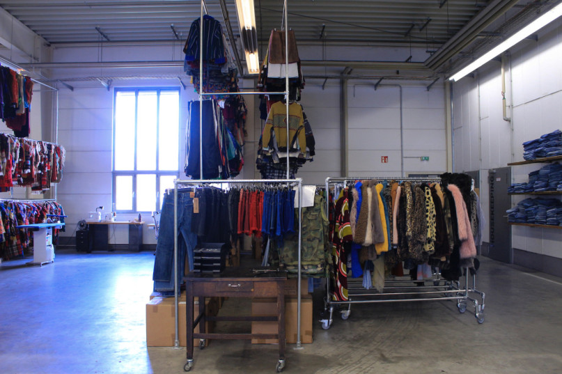 plush74 location foto film event miete deutschland berlin industrie lager produktion mode 8