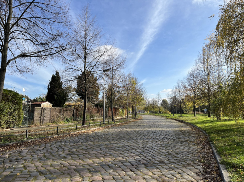 peluche74 location foto film evento noleggio produzione germania berlino fabbrica industriale 1