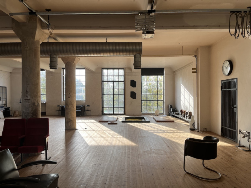 plush74 location foto film evento noleggio produzione germania berlino fabbrica industriale loft 55