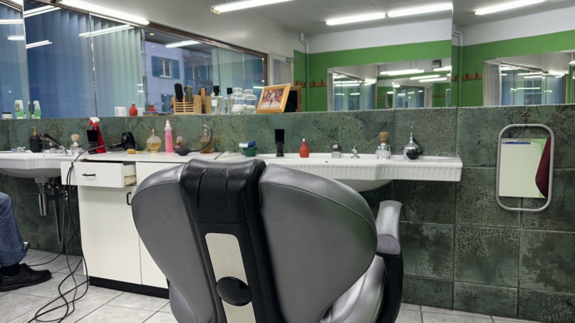 plush74 location photo film event switzerland zurich barber hair salon 228