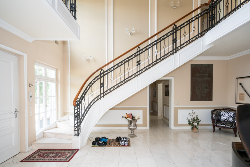 plush74 location photo film event villa spacious white luxurious deisign2