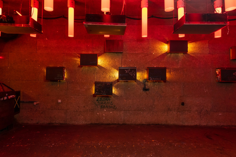 plush74 location scout rental photo film production berlin club bar funky14