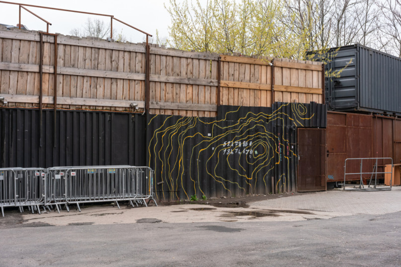 plush74 location scout rental photo film production berlin club bar funky31