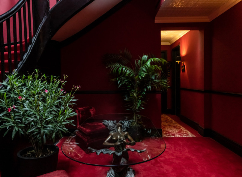 plush74 location scout noleggio spagna foto produzione cinematografica hotel camera suite berlin23 (1)