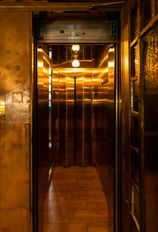 plush74 location scout noleggio spagna foto produzione cinematografica hotel camera suite berlin57