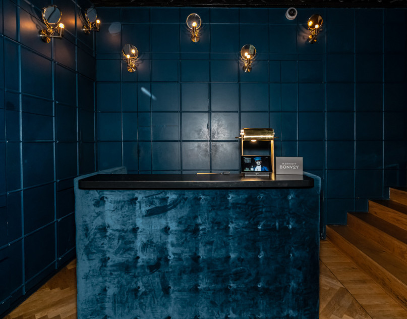 peluche74 location scout noleggio spagna foto produzione cinematografica hotel camera suite berlino58