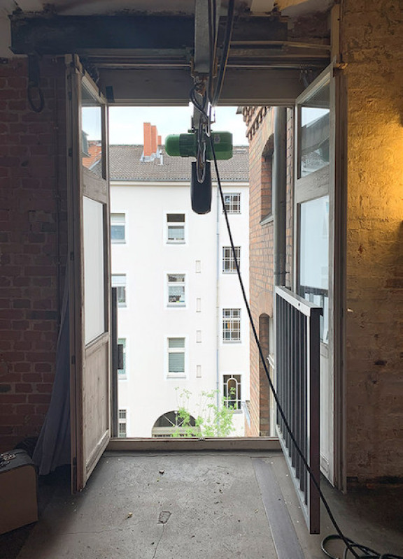 peluche74 location scout noleggio spagna foto produzione cinematografica loft berlino18