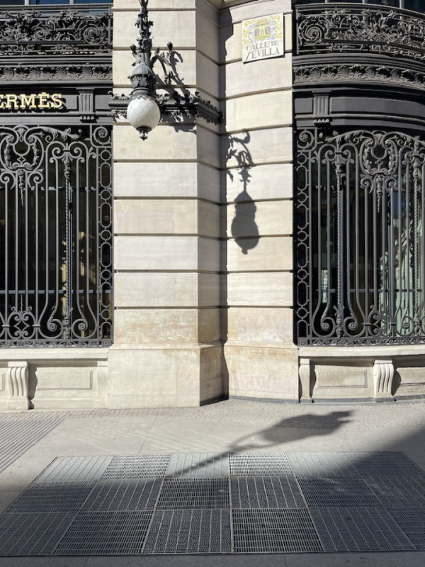 plush74 location scout rental spain photo film production madrid streets24