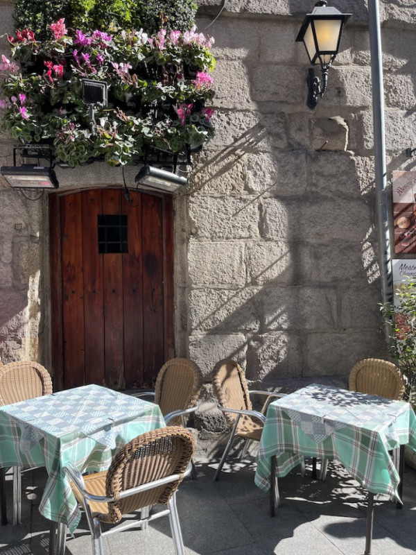 plush74 location scout rental spain photo film production madrid streets27