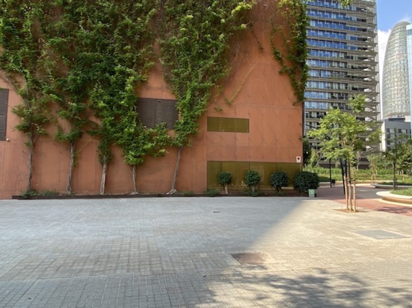 plush74 locations photo film production germany photo studio berlin00000plush74 locations photo film productio photo streets financial barcelona spain00031