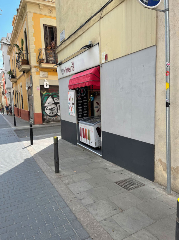 plush74 locaties fotofilm productie duitsland fotostudio berlijn00000plush74 locaties fotofilm productio foto straten grace barcelona spanje00001