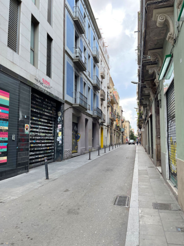 plush74 locaties fotofilm productie duitsland fotostudio berlijn00000plush74 locaties fotofilm productio fotostraten grace barcelona spanje00024