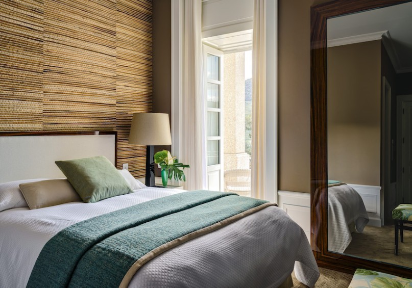 plush74 locations photo film production portugal villa luxury winery00008