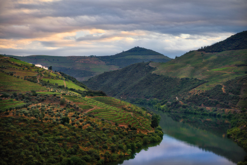 plush74 locations photo film production portugal villa luxury winery00032