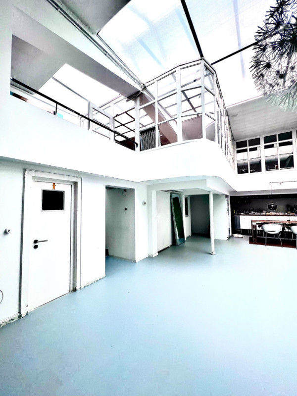 plush74 lofty studio dusseldorf 4