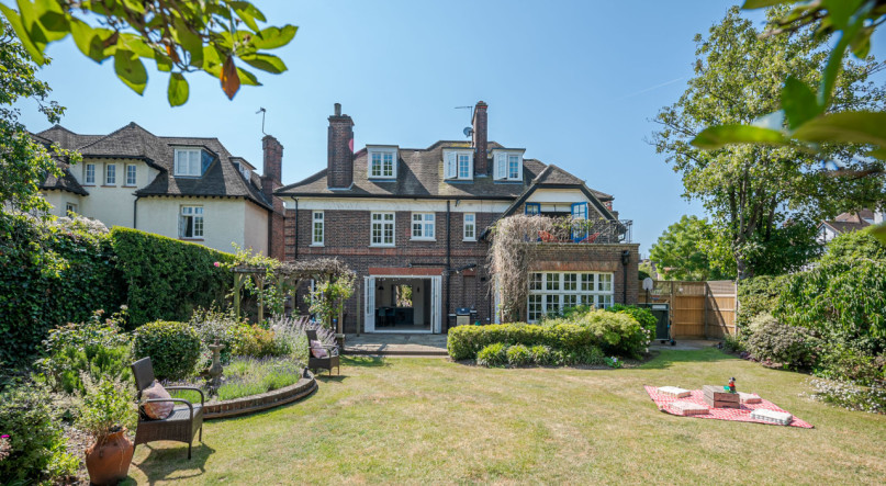 plush74 longwood house 24