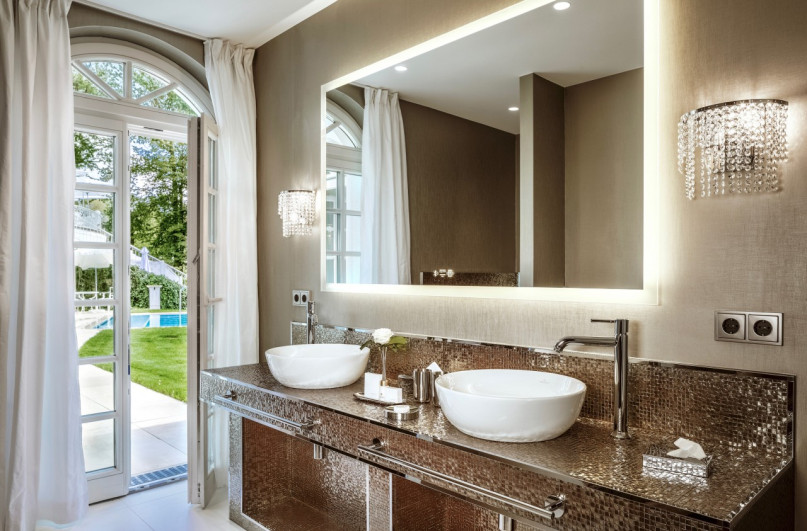 plush74 lussuosa villa vista lago 17