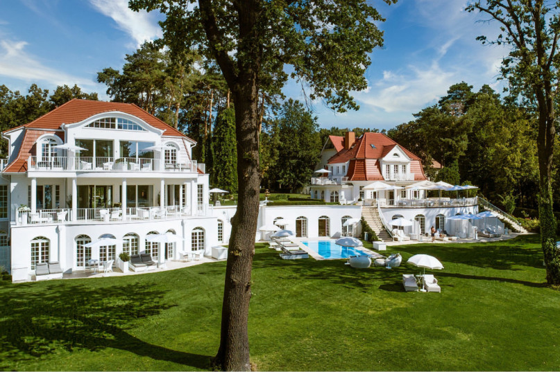 plush74 lussuosa villa vista lago 33