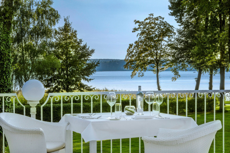 plush74 lussuosa villa vista lago 8