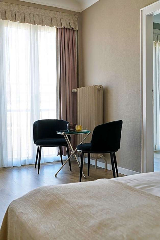 plush74 luxury urban hotel oasis with decor 17