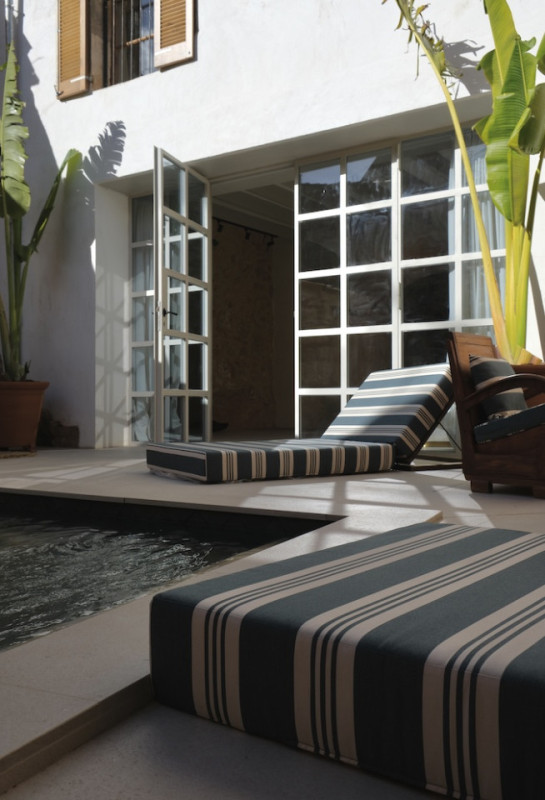 pluche74 magische binnenplaats casa mallorca 13