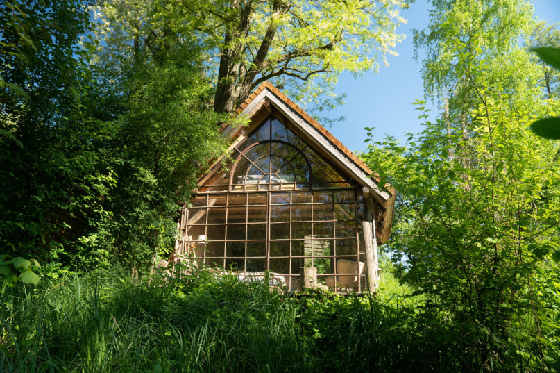 plush74 magisches Haus am See 23