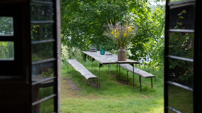 plush74 magisches Haus am See 3