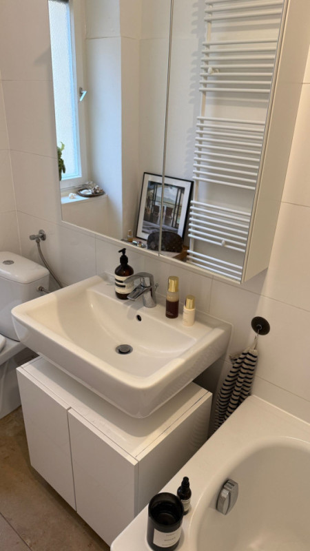 plush74 minimal altbau apartment berlin 21